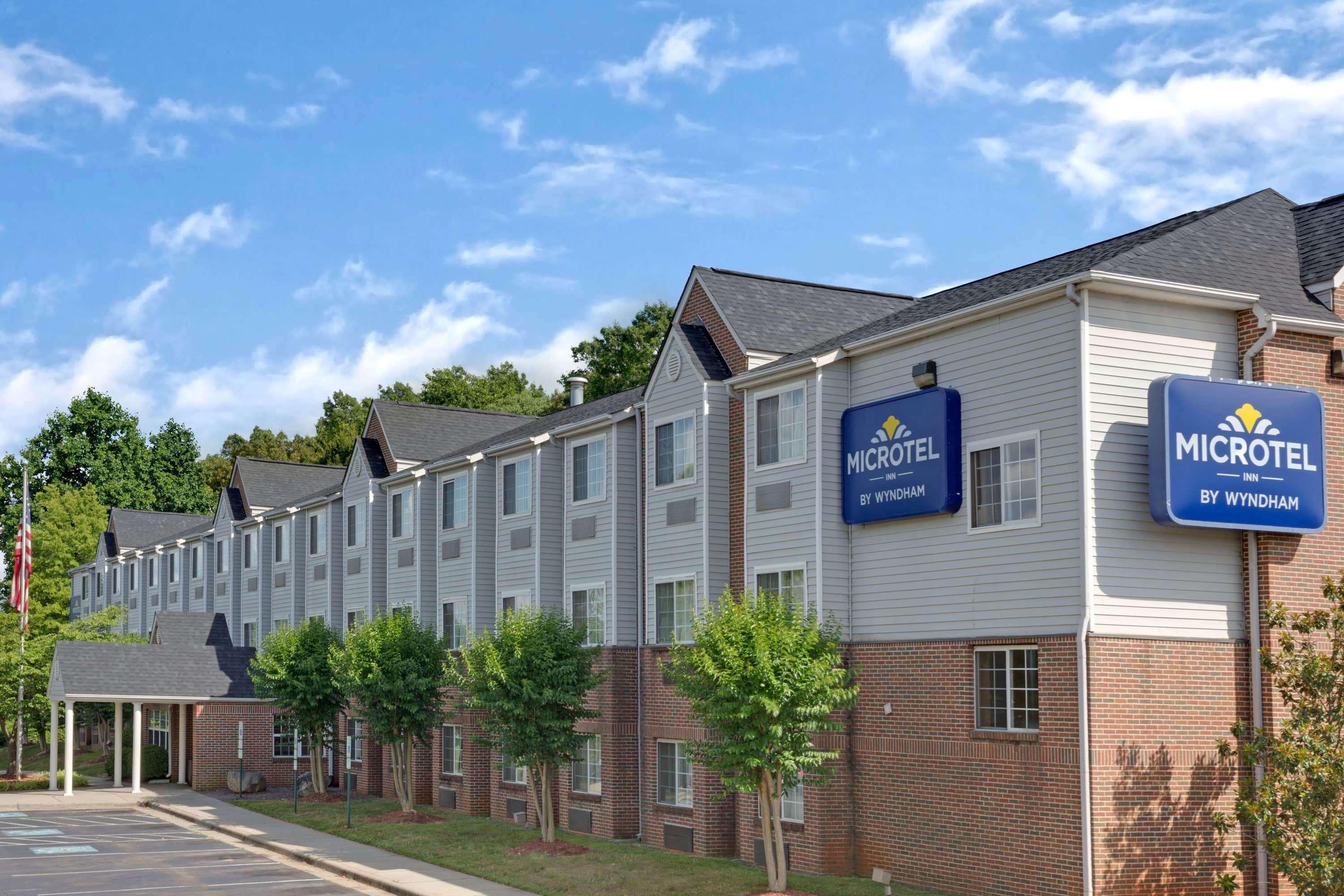 Microtel Inn By Wyndham University Place Charlotte Exterior foto